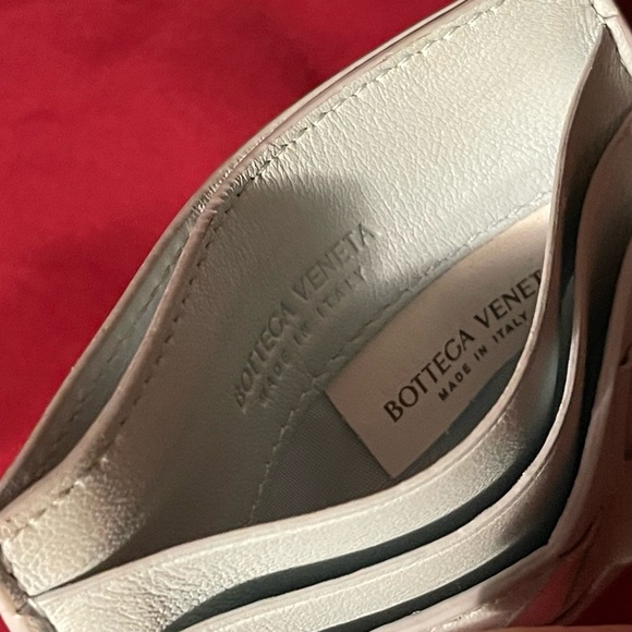 Bottega Veneta Light Blue Intrecciato Leather Card Holder - Picture 5 of 7